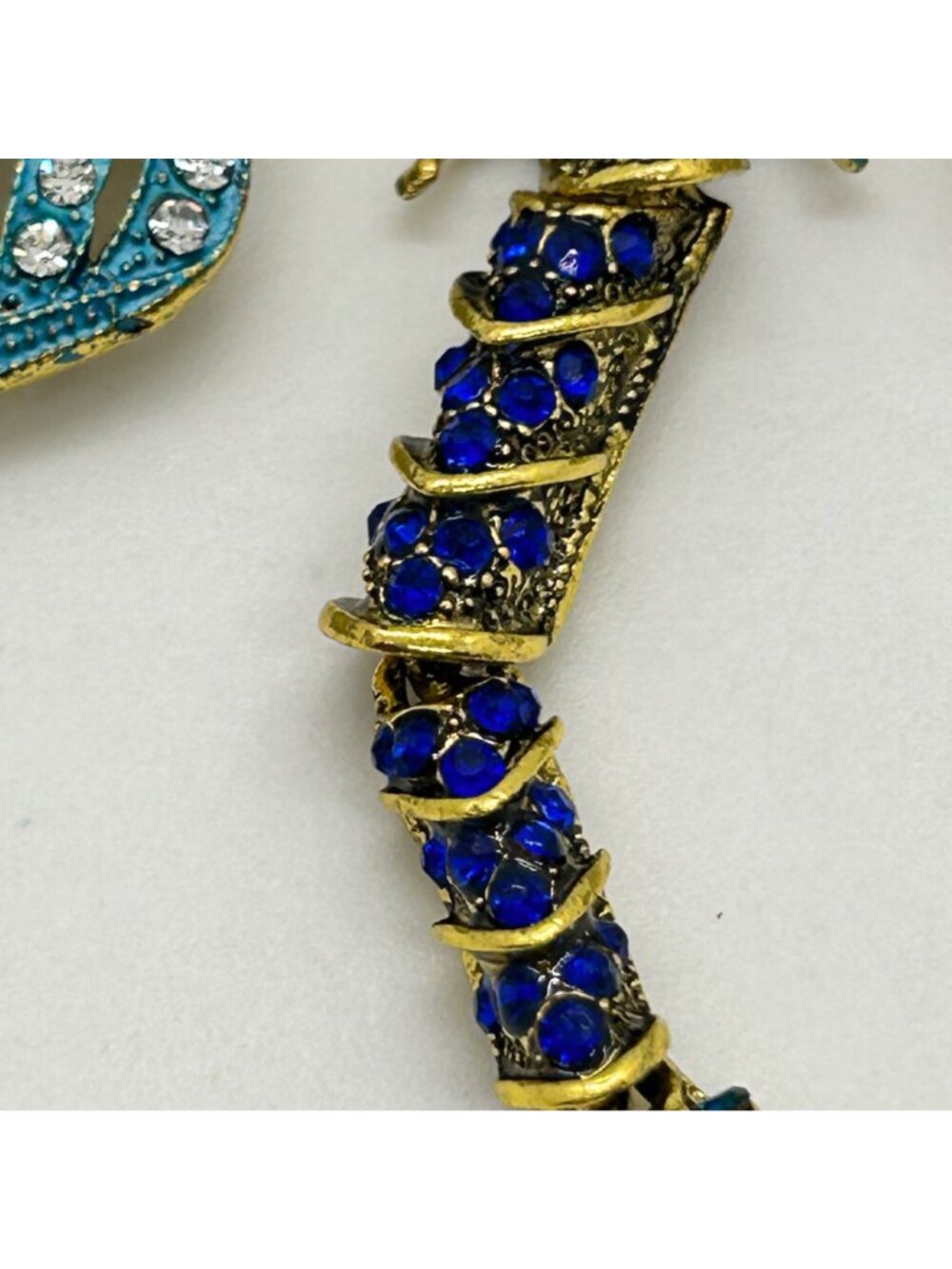 Dragonfly Brooch Articulated Tail Blue Teal Rhinestones Statement 5 inch Insect - Picture 7 of 16
